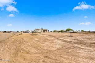 33201 W Siesta Way, Tonopah, AZ 85354 - Photo 31