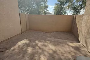 1015 S Val Vista Dr, Mesa, AZ 85204 - Photo 15