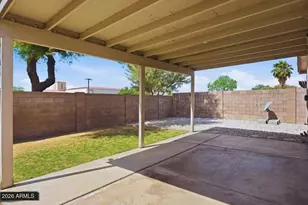 2901 W Irma Ln, Phoenix, AZ 85027 - Photo 13
