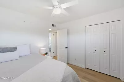 233 E Ellis Drive, Tempe, AZ 85282 - Photo 23