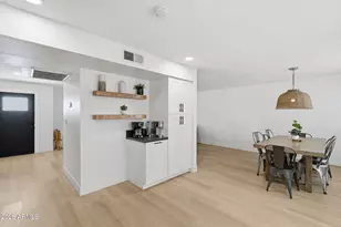 233 E Ellis Dr, Tempe, AZ 85282 - Photo 15