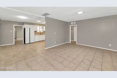 1127 S Una Avenue, Tempe, AZ 85281 - Photo 5