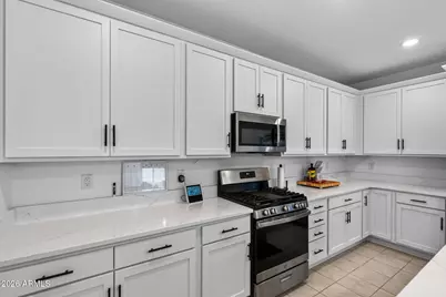 19580 W Edgemont Avenue, Buckeye, AZ 85396 - Photo 11