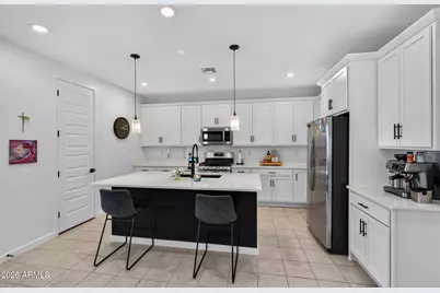 19580 W Edgemont Avenue, Buckeye, AZ 85396 - Photo 17