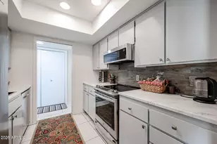 194 E Laguna Dr E, Litchfield Park, AZ 85340 - Photo 11