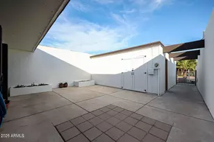 194 E Laguna Dr E, Litchfield Park, AZ 85340 - Photo 17