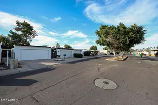 194 E Laguna Dr E, Litchfield Park, AZ 85340 - Photo 1