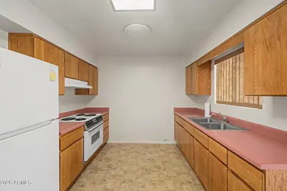 9691 N 111th Avenue, Sun City, AZ 85351 - Photo 5