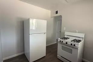 2221 E Osborn Rd, Phoenix, AZ 85016 - Photo 7