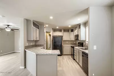 6960 W Peoria Avenue #17, Peoria, AZ 85345 - Photo 13