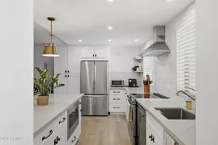 4727 E Lafayette Blvd, Phoenix, AZ 85018 - Photo 5