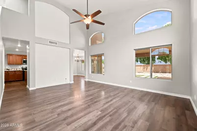 15086 W Heritage Oak Way, Surprise, AZ 85374 - Photo 5
