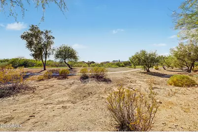 22 N 224th Lane, Buckeye, AZ 85326 - Photo 5