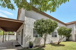 562 S Danyell Dr, Chandler, AZ 85225 - Photo 3