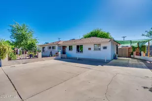 5618 N 35th Dr, Phoenix, AZ 85019 - Photo 3