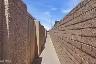 1415 N Pleasant Dr, Chandler, AZ 85225 - Photo 21