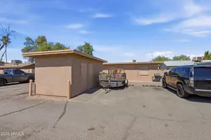 1415 N Pleasant Dr, Chandler, AZ 85225 - Photo 39