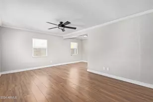 527 E Whitton Ave, Phoenix, AZ 85012 - Photo 9