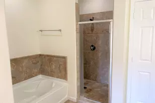 112 W Milada Dr, Phoenix, AZ 85041 - Photo 5