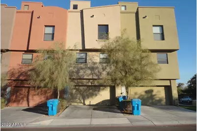 112 W Milada Drive, Phoenix, AZ 85041 - Photo 3