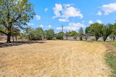 5704 N 11th Avenue #-, Phoenix, AZ 85013 - Photo 3