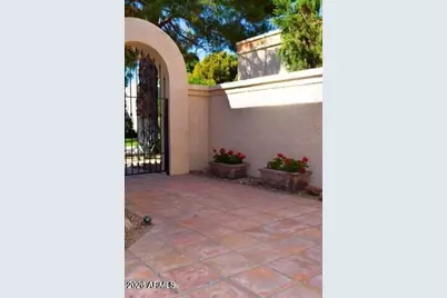 8479 N 84th Place, Scottsdale, AZ 85258 - Photo 11