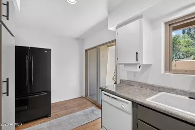 1425 E Desert Cove Avenue #3, Phoenix, AZ 85020 - Photo 15