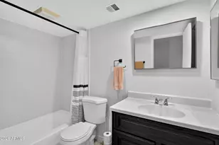 1425 E Desert Cove Ave, Phoenix, AZ 85020 - Photo 25