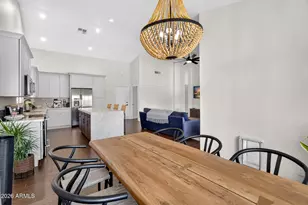 902 N Oxford Ln, Chandler, AZ 85225 - Photo 17