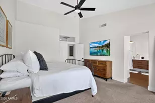 902 N Oxford Ln, Chandler, AZ 85225 - Photo 39