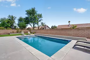 902 N Oxford Ln, Chandler, AZ 85225 - Photo 47