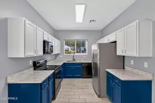 15542 N 136th Ln, Surprise, AZ 85374 - Photo 11