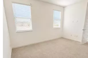 3807 S 65th Ave, Phoenix, AZ 85043 - Photo 9