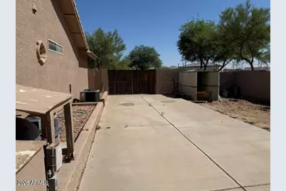 12817 W San Miguel Avenue, Litchfield Park, AZ 85340 - Photo 7