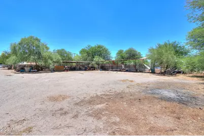 50740 W Julie Lane, Maricopa, AZ 85139 - Photo 11