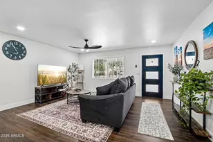 2401 W Echo Ln, Phoenix, AZ 85021 - Photo 7