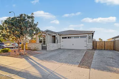 10772 W Lincoln Street, Avondale, AZ 85323 - Photo 3