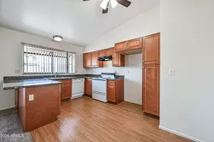 11102 W Turney Ave, Phoenix, AZ 85037 - Photo 13