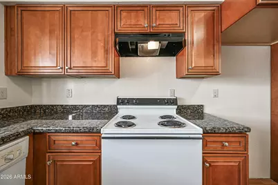 11102 W Turney Avenue, Phoenix, AZ 85037 - Photo 15