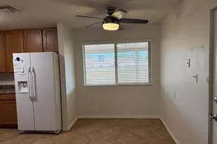 1207 E Christy Dr, Phoenix, AZ 85020 - Photo 7