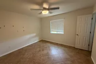 1207 E Christy Dr, Phoenix, AZ 85020 - Photo 7