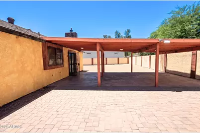 3452 N 67th Drive, Phoenix, AZ 85033 - Photo 5