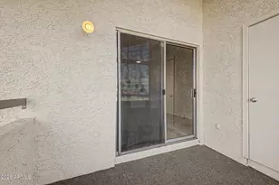 10610 S 48th St, Phoenix, AZ 85044 - Photo 35