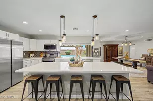2802 E Mission Ln, Phoenix, AZ 85028 - Photo 1