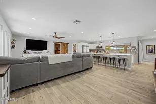 2802 E Mission Ln, Phoenix, AZ 85028 - Photo 5
