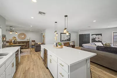 2802 E Mission Lane, Phoenix, AZ 85028 - Photo 15