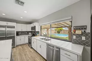 2802 E Mission Ln, Phoenix, AZ 85028 - Photo 17