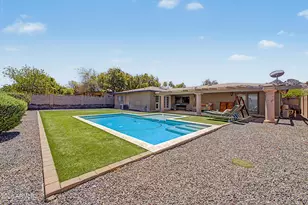 2802 E Mission Ln, Phoenix, AZ 85028 - Photo 33