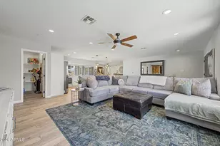 2802 E Mission Ln, Phoenix, AZ 85028 - Photo 9