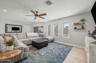 2802 E Mission Ln, Phoenix, AZ 85028 - Photo 7